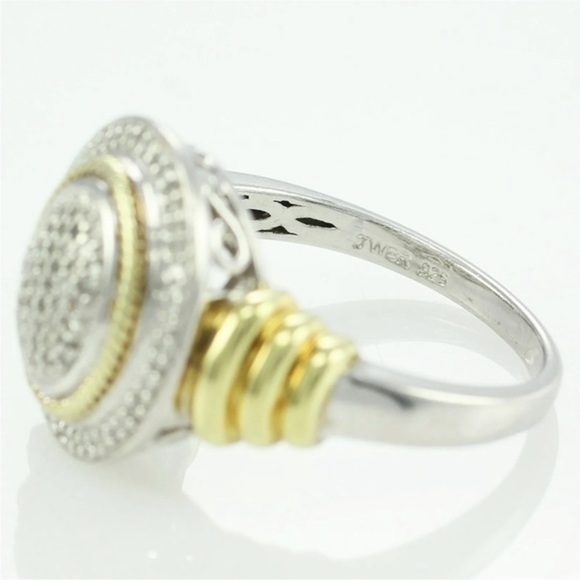 Diamond White JWBR is18 karet gold over SS. Highlight
Diamond. Encrusted cluster - Picture 3 of 6